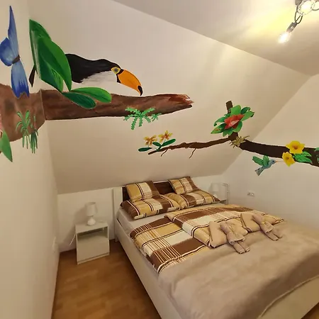 Buzavirag Vendeghaz Vakantiehuis Magyarszombatfa