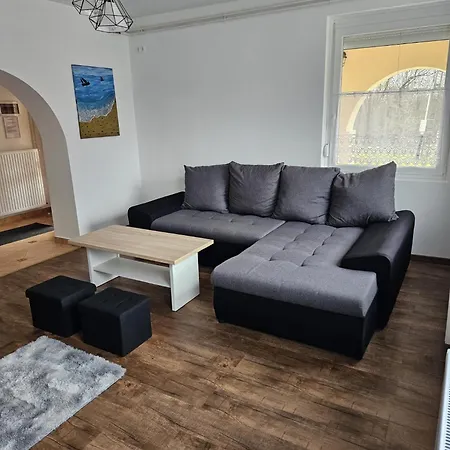 Buzavirag Vendeghaz Vakantiehuis