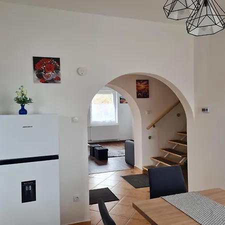 Buzavirag Vendeghaz Vakantiehuis Magyarszombatfa